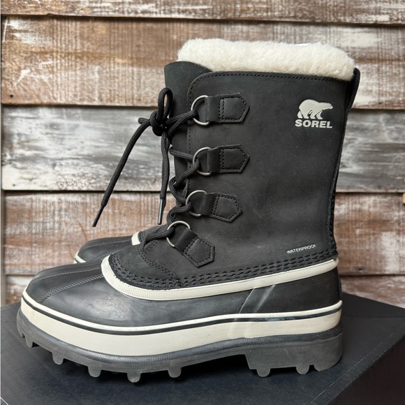 ❄️SOREL❄️ Women's Caribou Waterproof Boot - Picture 1 of 14